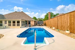 1945 N Collegiate Dr, Paris, TX 75462 - Photo 22