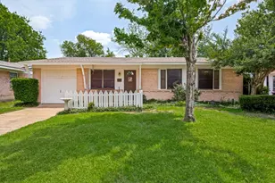 1604 Pleasant Run Rd, Carrollton, TX 75006 - Photo 1