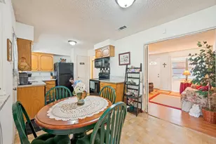 1604 Pleasant Run Rd, Carrollton, TX 75006 - Photo 8