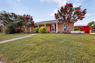 4548 Newcombe Dr, Plano, TX 75093 - Photo 4
