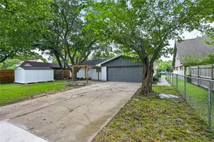 2507 Foxcroft Cir, Denton, TX 76209 - Photo 20