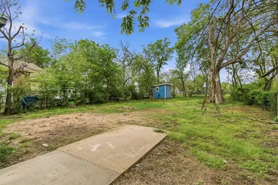 127 E Walker Street, Denison, TX 75021 - Photo 20