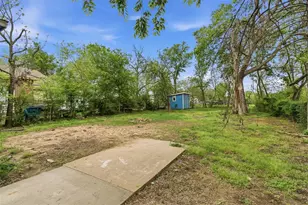 127 E Walker St, Denison, TX 75021 - Photo 20