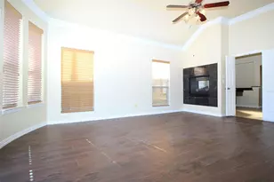 2719 Explorador, Grand Prairie, TX 75054 - Photo 22