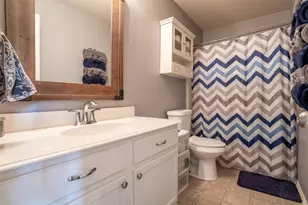 424 NE Murphy Rd, Burleson, TX 76028 - Photo 12
