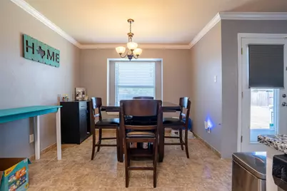 424 NE Murphy Road, Burleson, TX 76028 - Photo 10