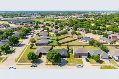 424 NE Murphy Road, Burleson, TX 76028 - Photo 24