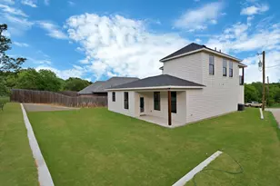 2925 River Ridge Ct, Granbury, TX 76048 - Photo 32