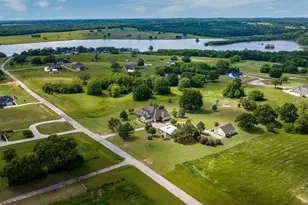 5270 Saddle Ridge Ct, Athens, TX 75752 - Photo 1