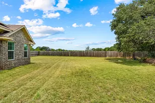 100 Tomahawk Dr, Lacy Lakeview, TX 76705 - Photo 28