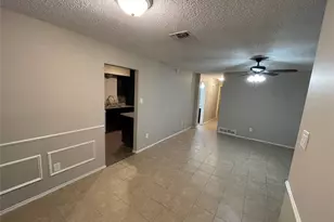 104 Oakwood Ln, Kennedale, TX 76060 - Photo 4