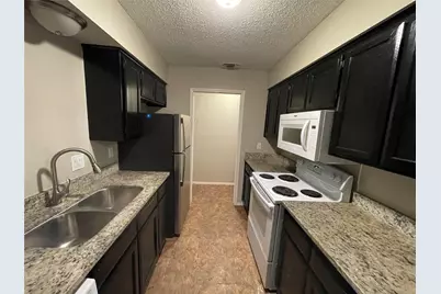 104 Oak Wood Lane, Kennedale, TX 76060 - Photo 8