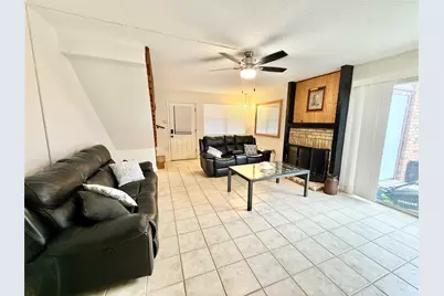 2010 Via Sonoma, Carrollton, TX 75006 - Photo 6
