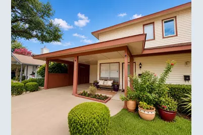2010 Via Sonoma, Carrollton, TX 75006 - Photo 2