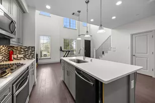 295 Scotia St, Lewisville, TX 75056 - Photo 6