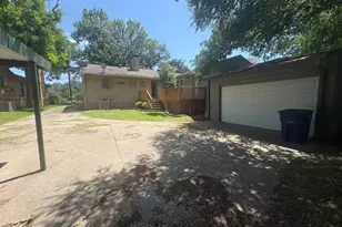 2207 Stevens Woods Ln, Dallas, TX 75208 - Photo 16