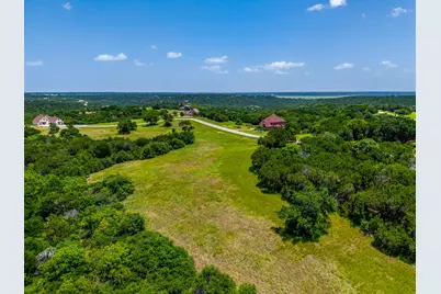 8425 Fullerton Drive, Cleburne, TX 76033 - Photo 4