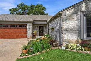 1344 Kiowa Dr E, Lake Kiowa, TX 76240 - Photo 6