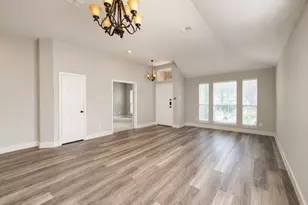 1612 Meadowview Dr, Corinth, TX 76210 - Photo 6