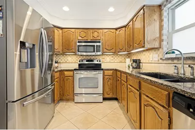 500 Saddle Rock Court, Irving, TX 75063 - Photo 10