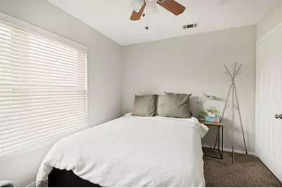 500 Saddle Rock Court, Irving, TX 75063 - Photo 22