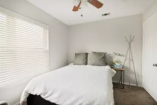 500 Saddle Rock Ct, Irving, TX 75063 - Photo 22
