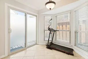 500 Saddle Rock Ct, Irving, TX 75063 - Photo 16