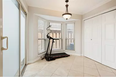 500 Saddle Rock Court, Irving, TX 75063 - Photo 14