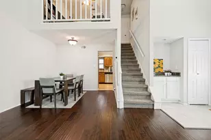 500 Saddle Rock Ct, Irving, TX 75063 - Photo 8
