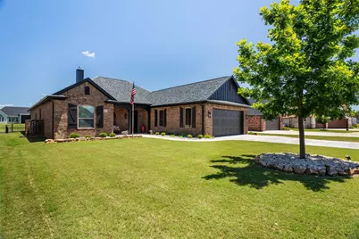 6214 Beretta Court, Granbury, TX 76049 - Photo 2