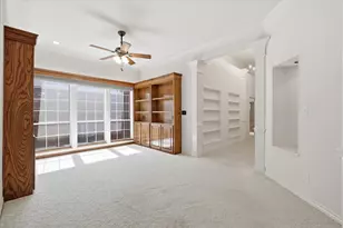 1609 Villa Ct, Corinth, TX 76210 - Photo 4