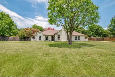 109 Shadow Drive, Red Oak, TX 75154 - Photo 1