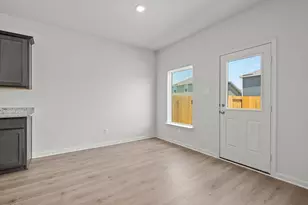 9640 Stranton Dr, Fort Worth, TX 76140 - Photo 4