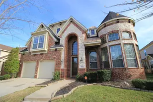 2719 Explorador, Grand Prairie, TX 75054 - Photo 2