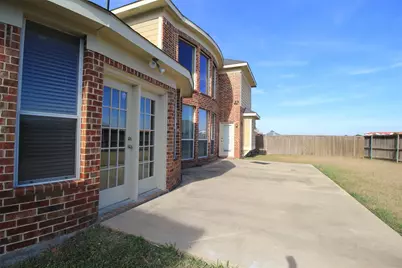 2719 Explorador, Grand Prairie, TX 75054 - Photo 34