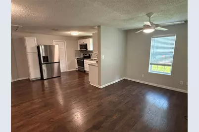 116 Griffin Street, Waxahachie, TX 75165 - Photo 2