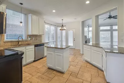10701 Alexandria Drive, Frisco, TX 75035 - Photo 8