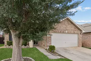 4541 Lacebark Ln, Fort Worth, TX 76244 - Photo 2