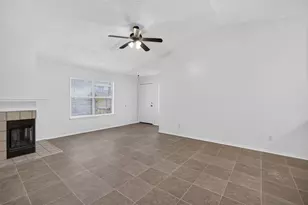 1115 Lombard Ln, Duncanville, TX 75137 - Photo 4