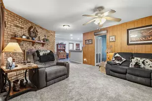 1117 Sheridan Ln, Cleburne, TX 76033 - Photo 24