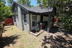 532 Griffith Ave, Dallas, TX 75208 - Photo 2