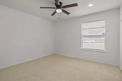 1410 Clearbrook Street, Lancaster, TX 75134 - Photo 12