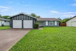 1410 Clearbrook St, Lancaster, TX 75134 - Photo 1