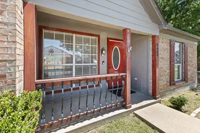 4609 Feathercrest Drive, Fort Worth, TX 76137 - Photo 4