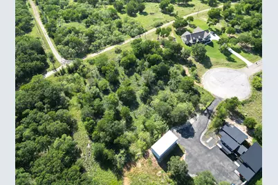 134 Demonbreun Court, Chico, TX 76431 - Photo 4