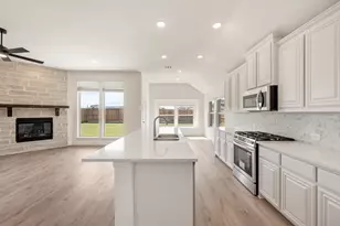 200 Sweetwater Dr, Commerce, TX 75428 - Photo 16