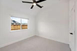 200 Sweetwater Dr, Commerce, TX 75428 - Photo 22