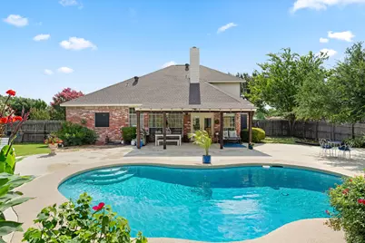 1110 Hampshire Drive, Waxahachie, TX 75165 - Photo 6