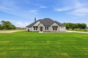6132 County Rd 1229, Godley, TX 76044 - Photo 2