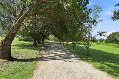1025 Dominique Drive, Weatherford, TX 76087 - Photo 2
